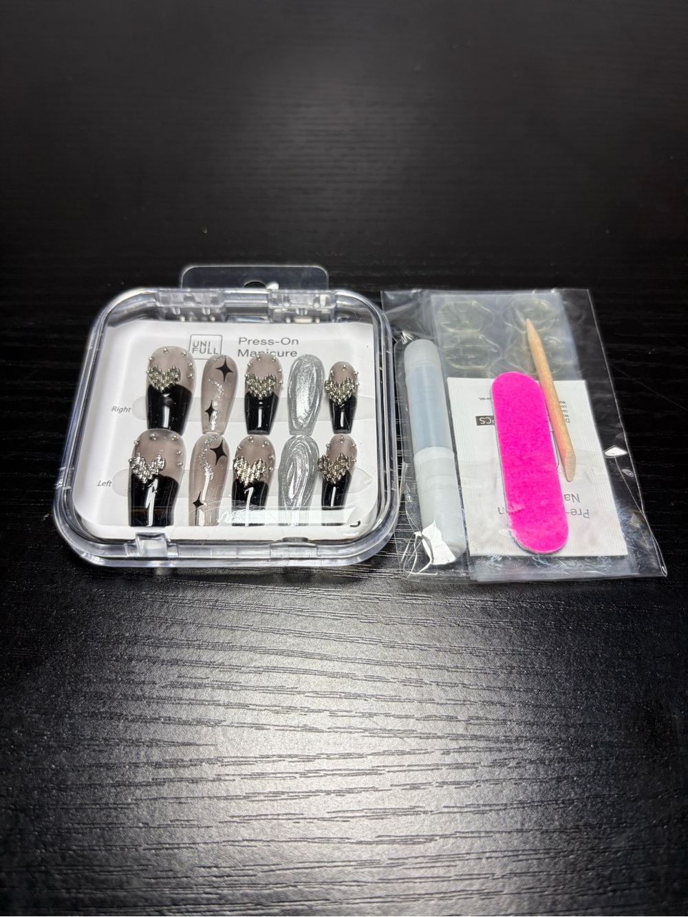 Press-On Manicure Nail Kit with Black and Silver Decorative Nails